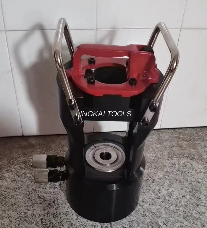 Hydraulinen puristuskone moottoroidulla pumpulla ACSR-johtimien liittämiseen